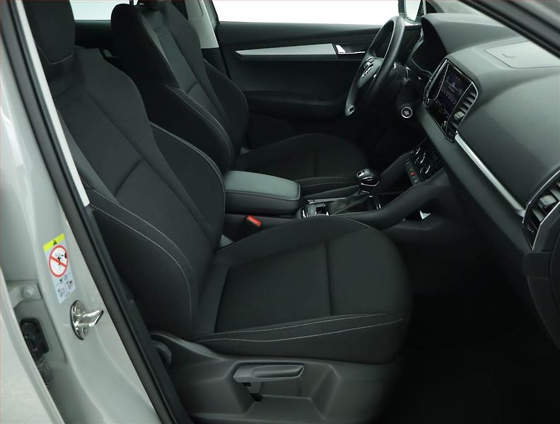 Škoda Karoq (2024) 2.0 TDI - fotka 9 z 17