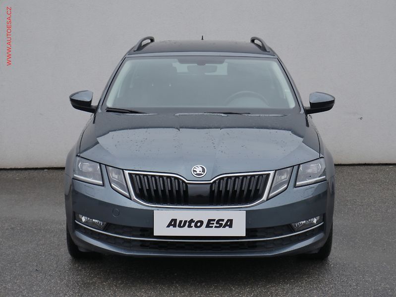 Škoda Octavia (2019) 1.5 TSi, ČR, Style, LED, navi - fotka 2 z 24