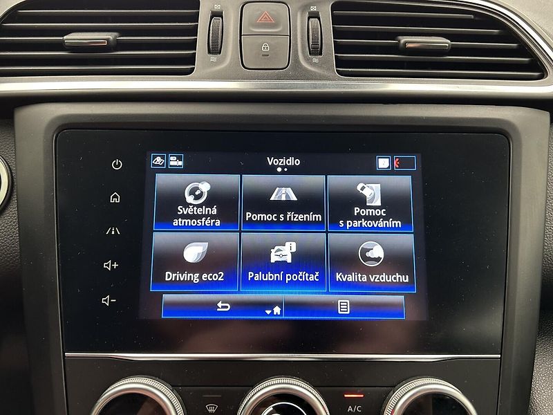 Renault Kadjar 1.3 TCe Zen - fotka 11 z 27