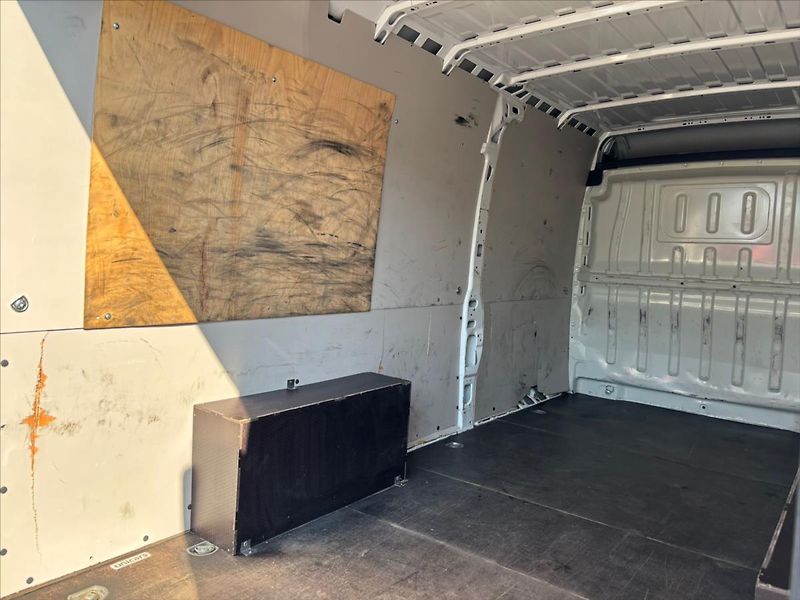 Peugeot Boxer 2,2 BlueHDi  L4H2 - fotka 14 z 26