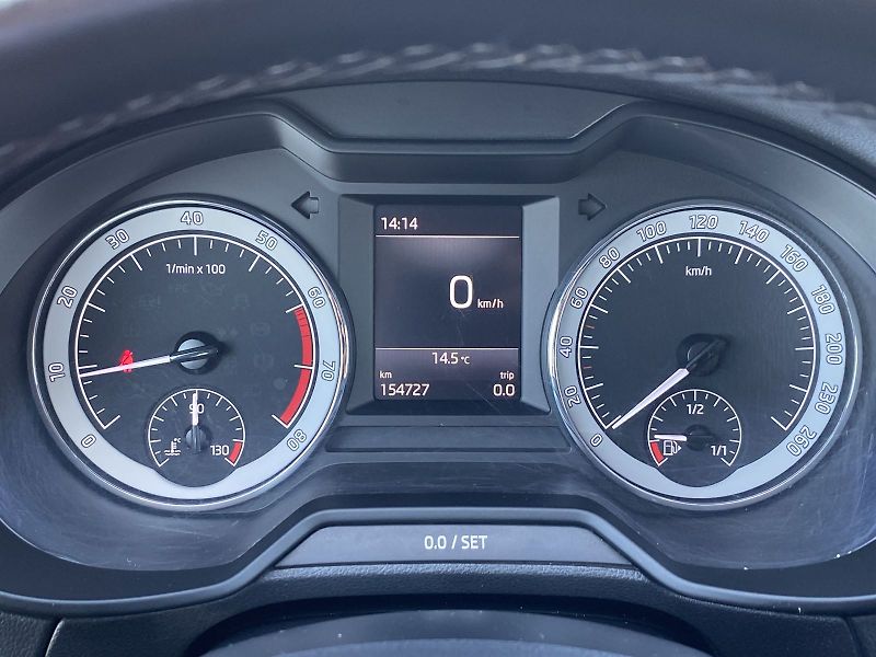Škoda Octavia (2019) Combi 1.5 TSI Style - fotka 7 z 31