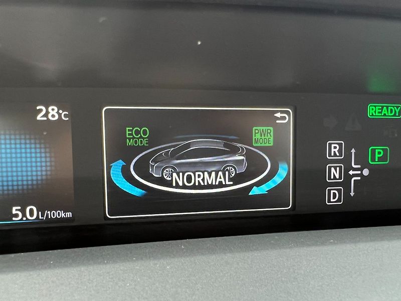 Toyota Prius (2016) 1.8VVT-i HYBRID Kamera! HUD! - fotka 37 z 39