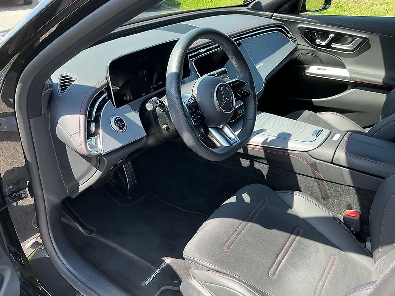 Mercedes-Benz Třídy E 53 AMG 4MATIC - fotka 10 z 26