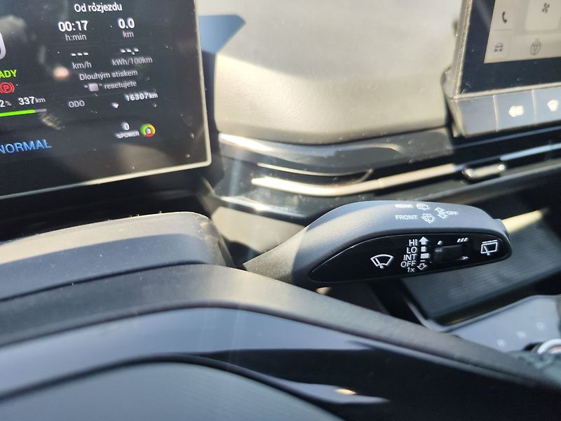 MG MG4 64kWh/320kW XPower - fotka 31 z 35