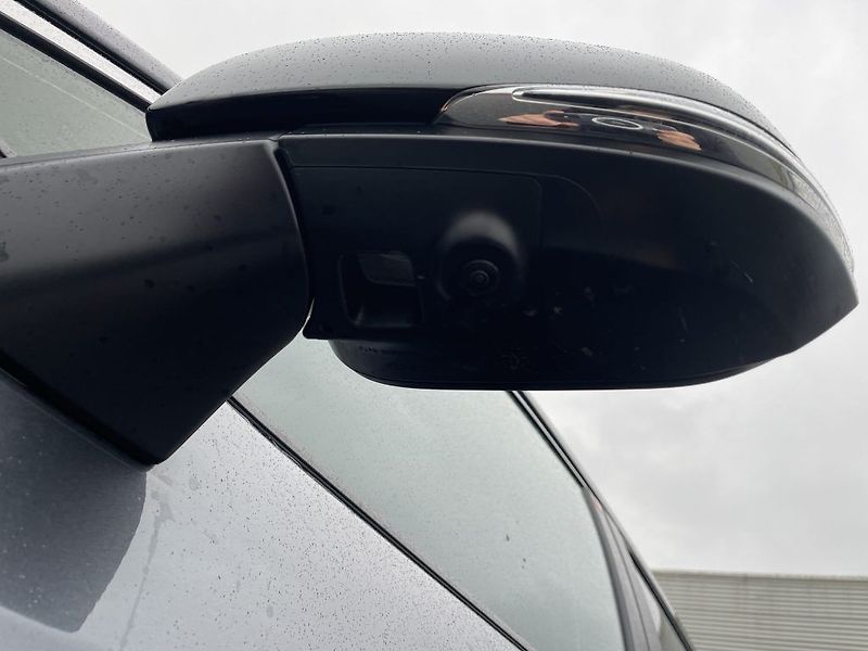 Toyota RAV4 2.5 Plug-in Hybrid ODBĚR 11/26 - fotka 36 z 36