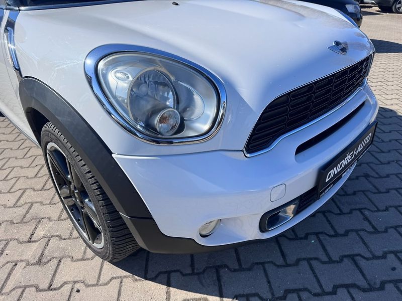 Mini Countryman (2010) ALL4 ITÁLIE 1,6 135KW TURBO - fotka 11 z 40
