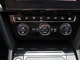 Volkswagen Passat 2,0 TDI 110kW DSG LED 1.Maj - náhled 22