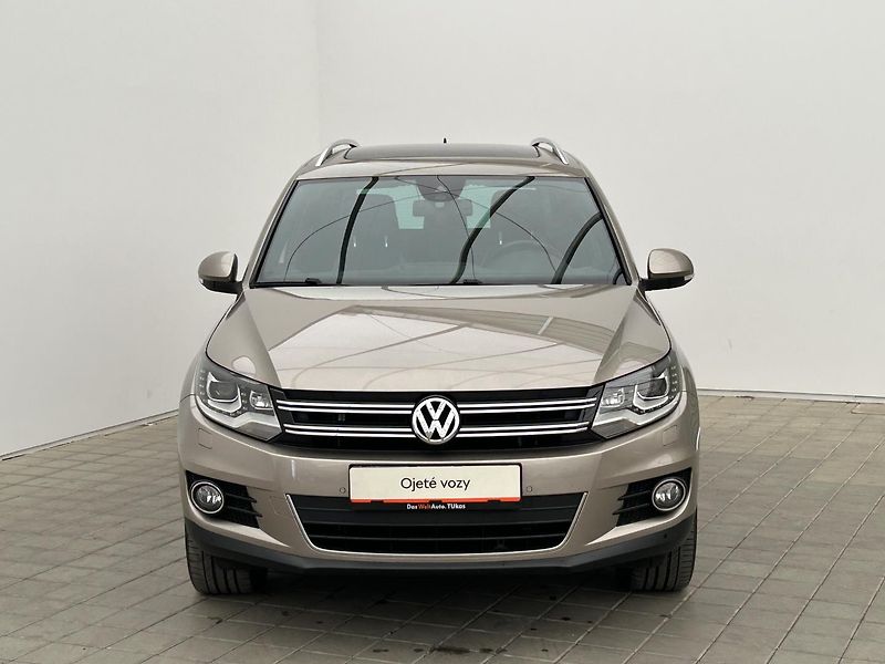 Volkswagen Tiguan 2.0 TDI 4x4 LIFE - fotka 4 z 29