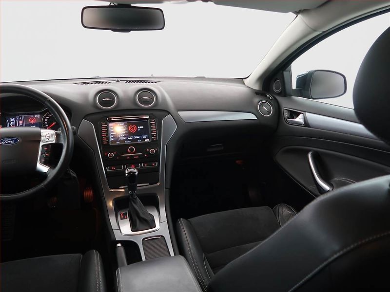 Ford Mondeo (2014) Titanium 2.0 TDCi, Automat - fotka 8 z 25