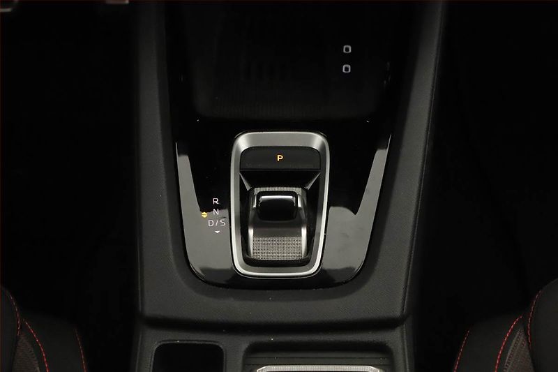 Škoda Octavia (2025) RS 2.0 TSI, RS 2.0TSI 195KW - fotka 13 z 17