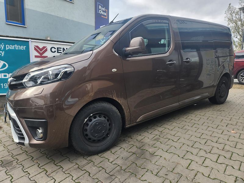 Toyota ProAce (2020) 2.0-8 MÍST-PRAV.SERVIS-KAMERA - fotka 4 z 11
