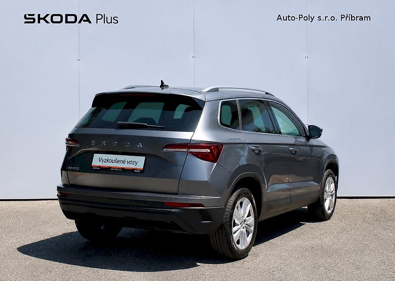 Škoda Karoq (2025) Top Selection 1.5TSI / 110kW 7 - fotka 2 z 24