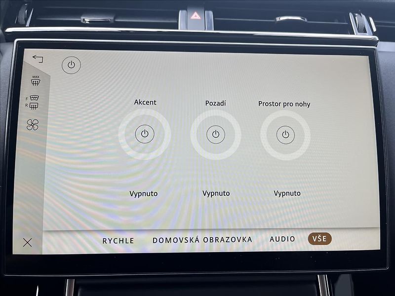 Land Rover Range Rover Velar 2,0 D200 DYNAMIC SE AWD - fotka 23 z 29