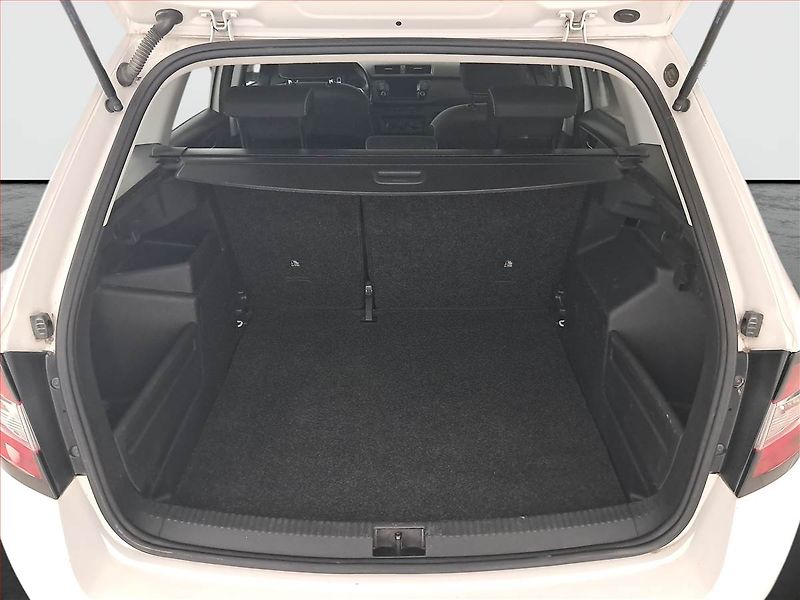 Škoda Fabia (2021) Ambition 1.0 TSI, ČR,1.maj - fotka 13 z 19