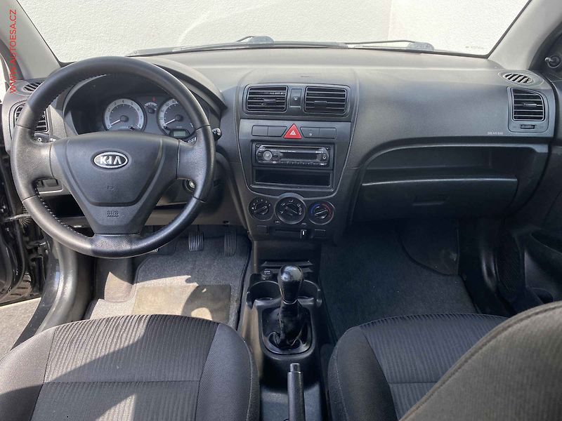 Kia Picanto (2009) 1.1i, Rádio - fotka 8 z 13