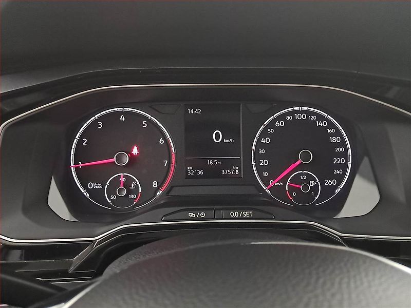 Volkswagen Polo (2018) Highline 1.0 TSI, Tempomat - fotka 11 z 16