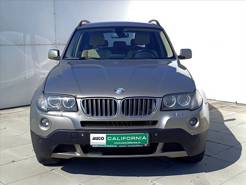 BMW X3 3,0 d aut 4x4 Kůže 1majitel ČR - fotka 3 z 36