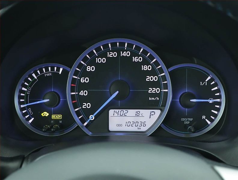 Toyota Yaris (2012) 1.5 Hybrid, Automat, Navi - fotka 11 z 17