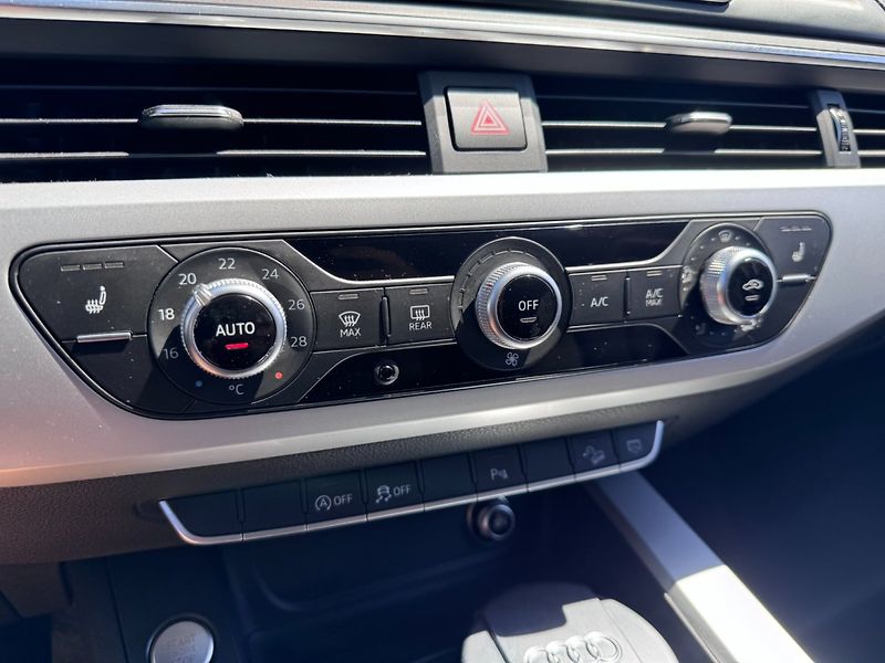 Audi A4 (2017) 2,0 TDI 120 KW KOLA TAŽNÉ DPH - fotka 35 z 50