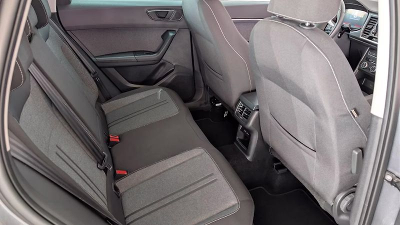 Seat Ateca 1.5 TSI Style DSG ACC Kamera - fotka 21 z 22