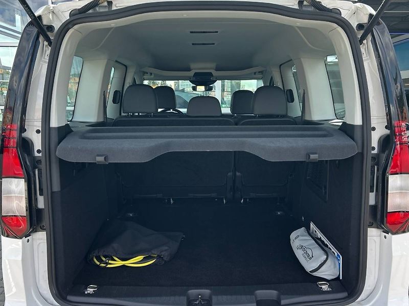 Volkswagen Caddy (2025) Maxi Life 1.5TSI PHEV - fotka 7 z 32