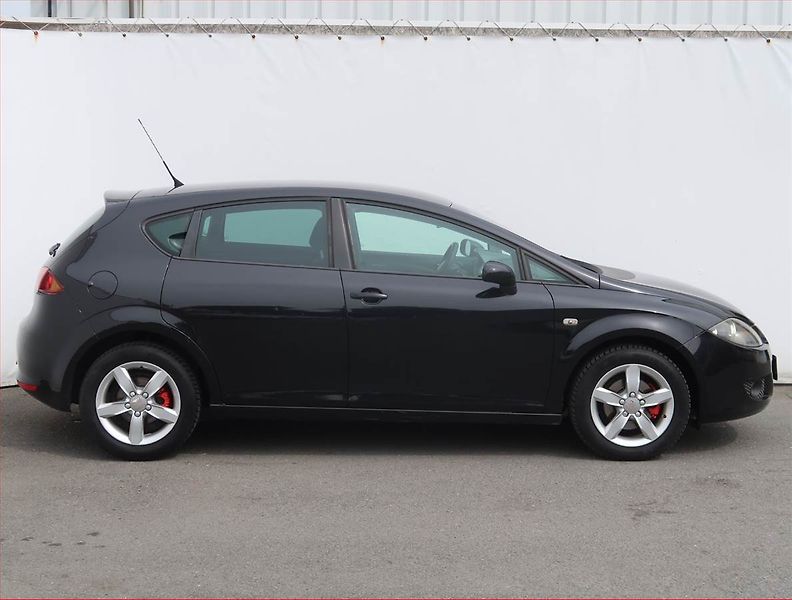 Seat Leon (2007) Reference 1.9 TDI, po STK - fotka 6 z 17