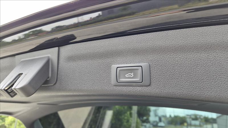 Audi A6 2,0 150 Kw 40 TDi Avant DPH ČR - fotka 18 z 25