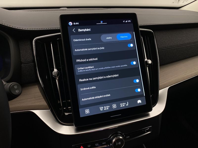 Volvo XC90 (2026) T8 AWD Plug-in BRIGHT PLUS 7m - fotka 58 z 72