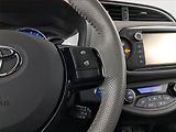 Toyota Yaris (2016) 1.5 Hybrid, Automat, ČR,1.maj - náhled 17