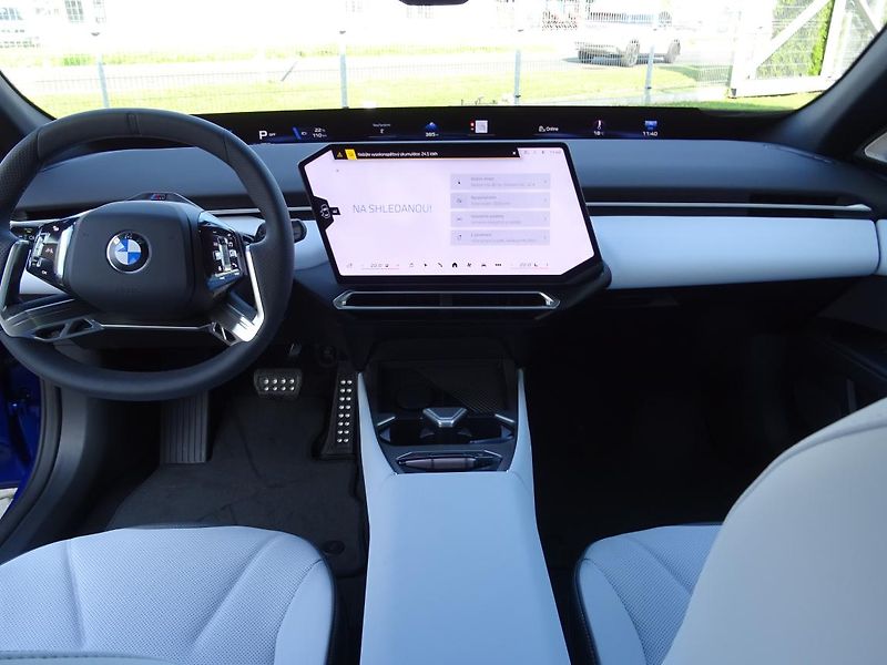 BMW Řada 3 i3 50 xDrive - fotka 4 z 6