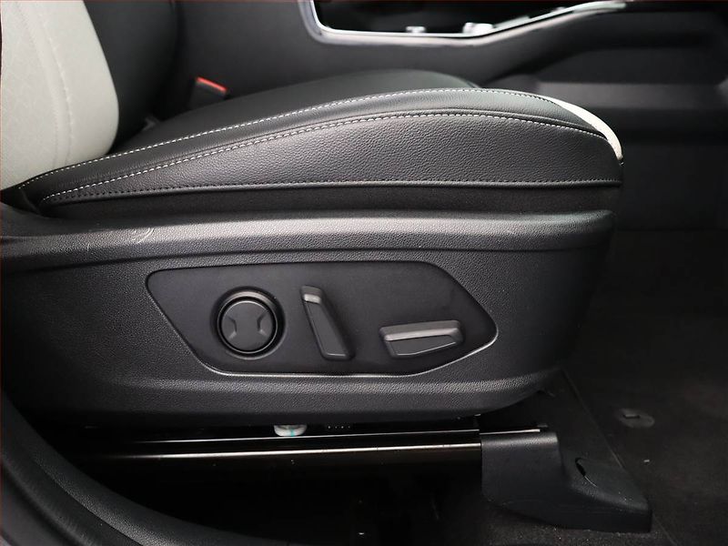 Kia Sorento (2022) 2.2 CRDi - fotka 26 z 28