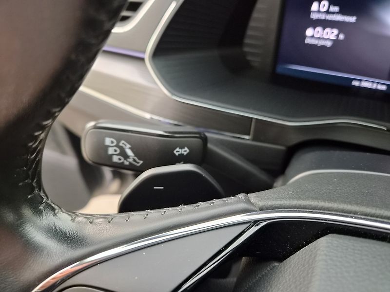 Škoda Superb 2.0 TDI 4x4 Scout - fotka 10 z 29