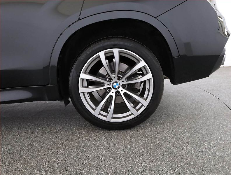BMW X6 (2017) xDrive40d - fotka 20 z 20