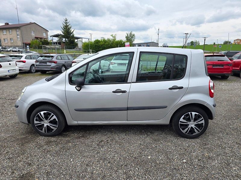 Renault Modus (2007) 1.2 55KW klima 2 - fotka 4 z 23