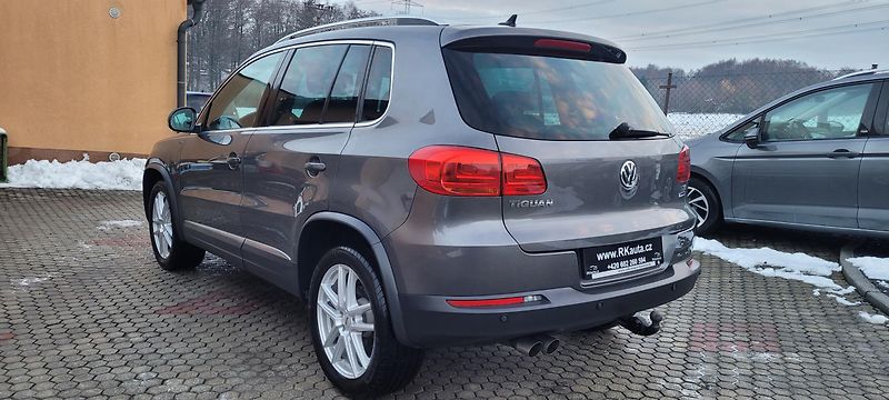 Volkswagen Tiguan (2016) 1,4TSi110kW DSG R-Line BiXenon - fotka 7 z 39