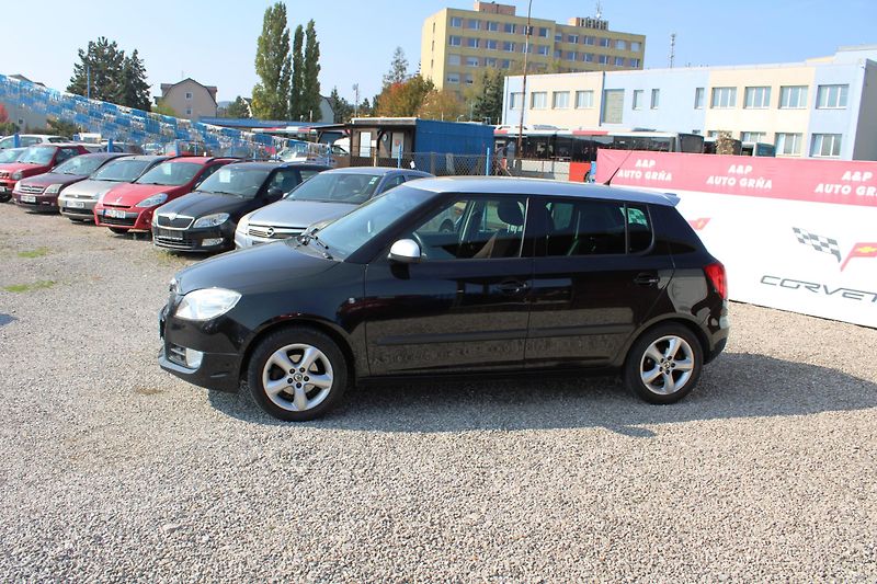 Škoda Fabia (2009) 1.4 16V SPORTLINE 2x sada kol  - fotka 4 z 19