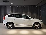 Volvo XC60 2,4 D4 AWD SUMMUM Bezklíč,BLIS - náhled 2