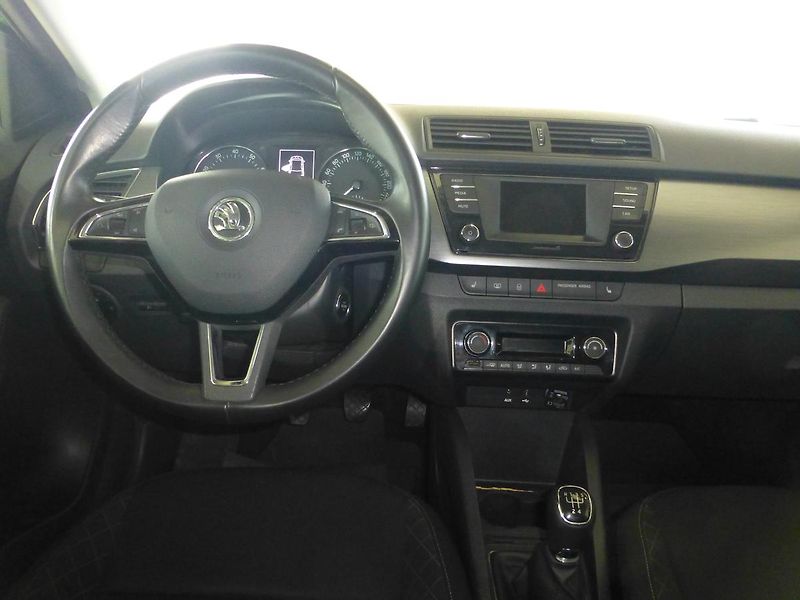 Škoda Fabia (2015) 1,2i-66KW*KLIMA**VYHŘ.SEDADLA* - fotka 16 z 26