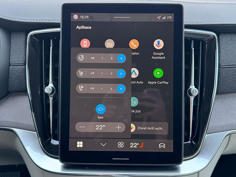 Volvo XC90 (2025) PLUS T8, ventilace, kamery 360 - fotka 21 z 22