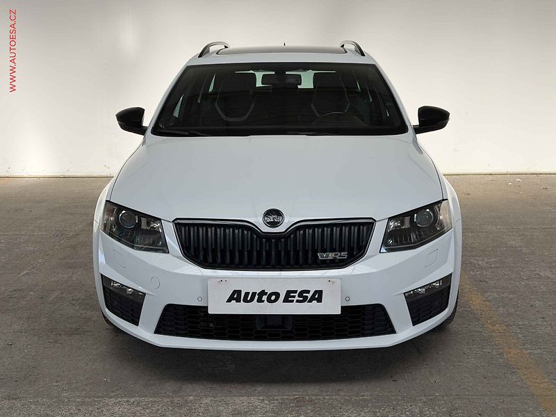 Škoda Octavia (2015) 2.0TDi, DSG, navi, bixen - fotka 2 z 17