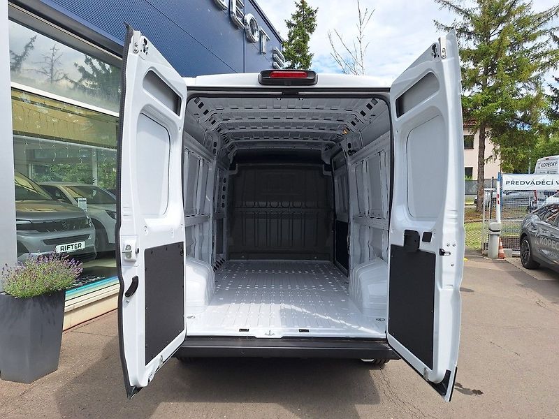Peugeot Boxer (2026) FG 3500 L3H2 BHDi 180k MAN6 - fotka 15 z 18