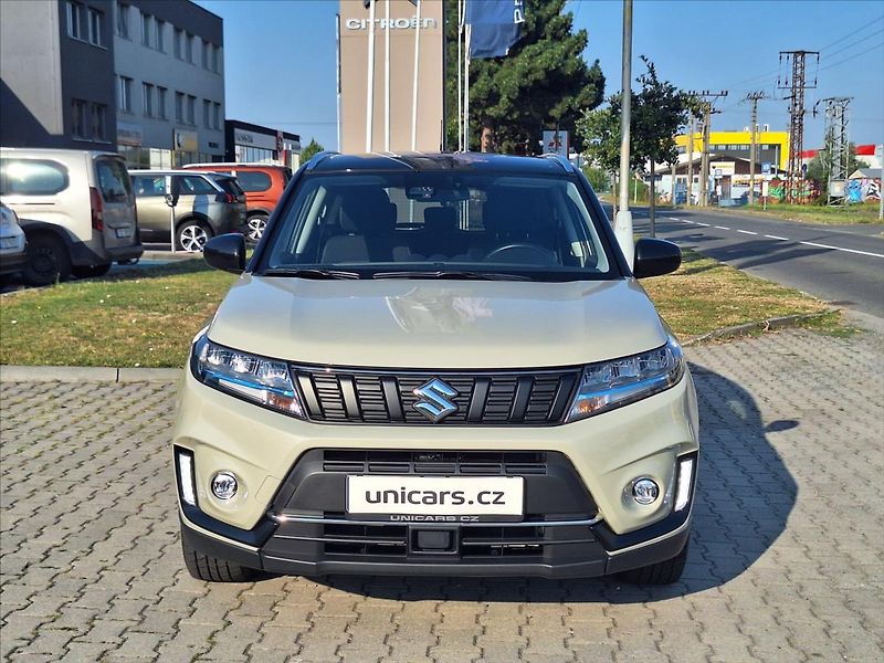 Suzuki Vitara 1,5 DualJet Hybrid  4WD AT CZ - fotka 2 z 16