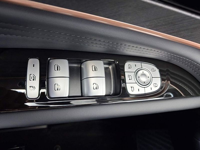 Jaecoo 8 (2026) Exclusive 1.5TGDI PHEV AWD - fotka 18 z 33