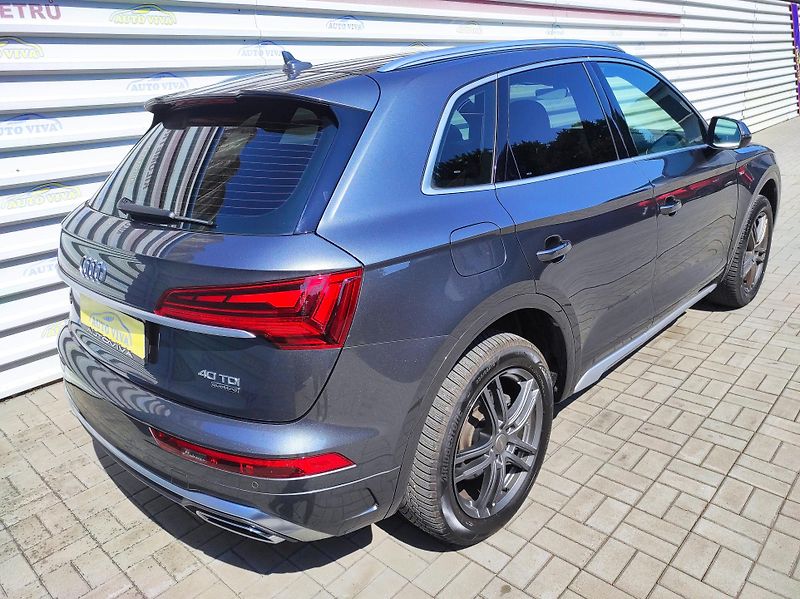 Audi Q5 2,0TDi 40 150kW,4x4,S-Line, ČR - fotka 4 z 64