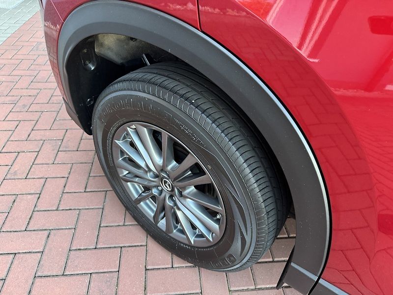Mazda CX-5 (2018) 2.0 G-165 Full LED Navi Kamera - fotka 44 z 47