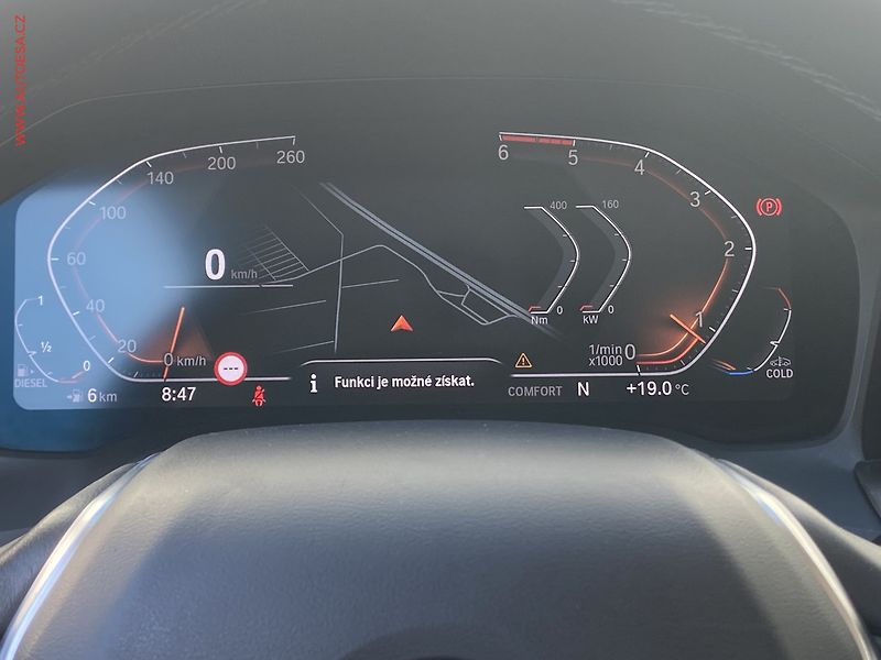 BMW Řada 3 (2019) 2.0 D 320d, Sport Line - fotka 18 z 19