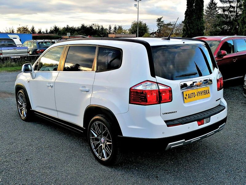 Chevrolet Orlando (2011) 2.0CDTi 120kW Šíbr,Kůže,7-míst - fotka 5 z 27