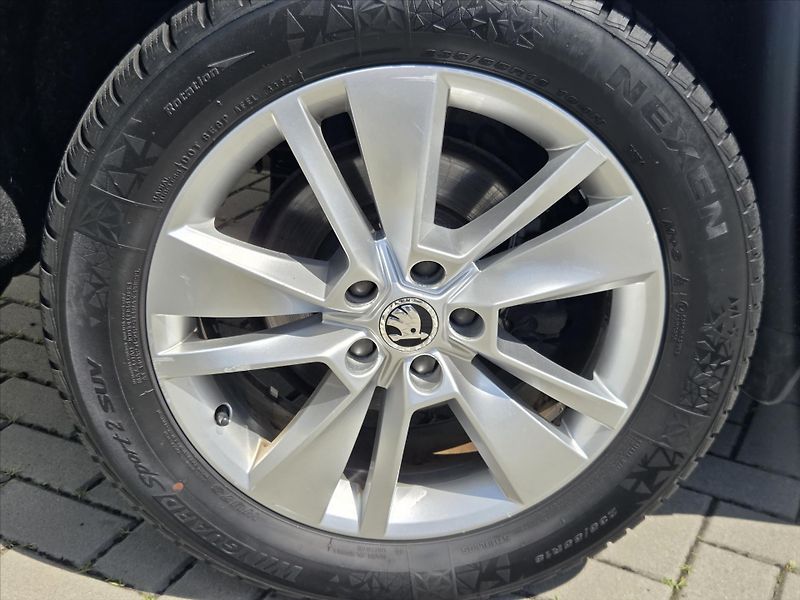 Škoda Kodiaq 2,0 TDi 140kW DSG 4x4 Style Pl - fotka 24 z 26
