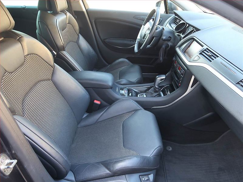 Citroën C5 (2016) Exclusive 2.0 BlueHDI, Automat - fotka 9 z 20