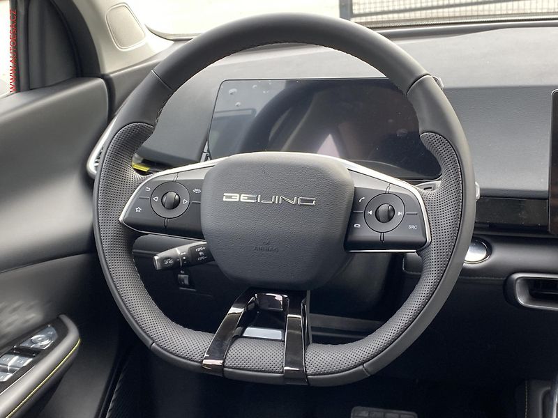 BAIC X55 (2025) 1.5T, ČR, AT, LED, kamera - fotka 15 z 23